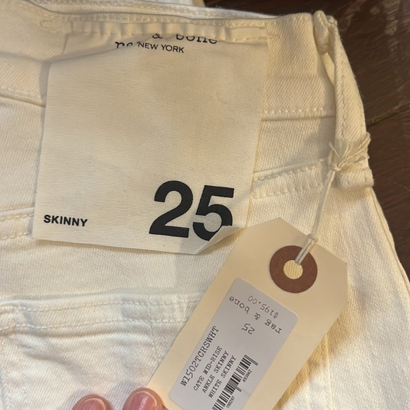NWT rag & bone Jeans White Cate Mid-Rise Ankle Skinny Size 25 (2) MSRP $195 - Picture 7 of 10